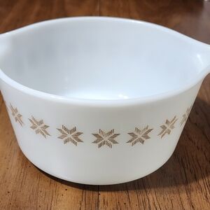 White Bowl with Gold Star Pattern